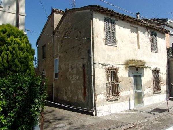 casa indipendente in vendita a Ravenna in zona Santo Stefano