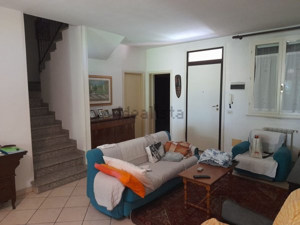 casa indipendente in vendita a Ravenna in zona Borgo Montone