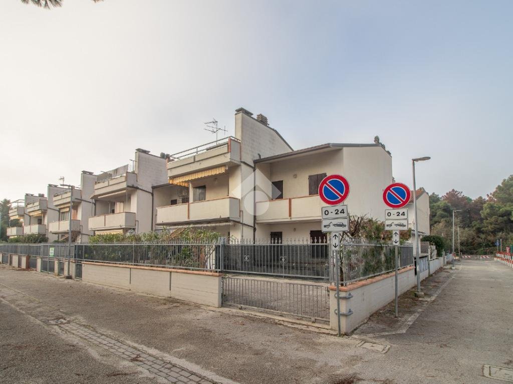 appartamento in vendita a Ravenna in zona Lido di Classe