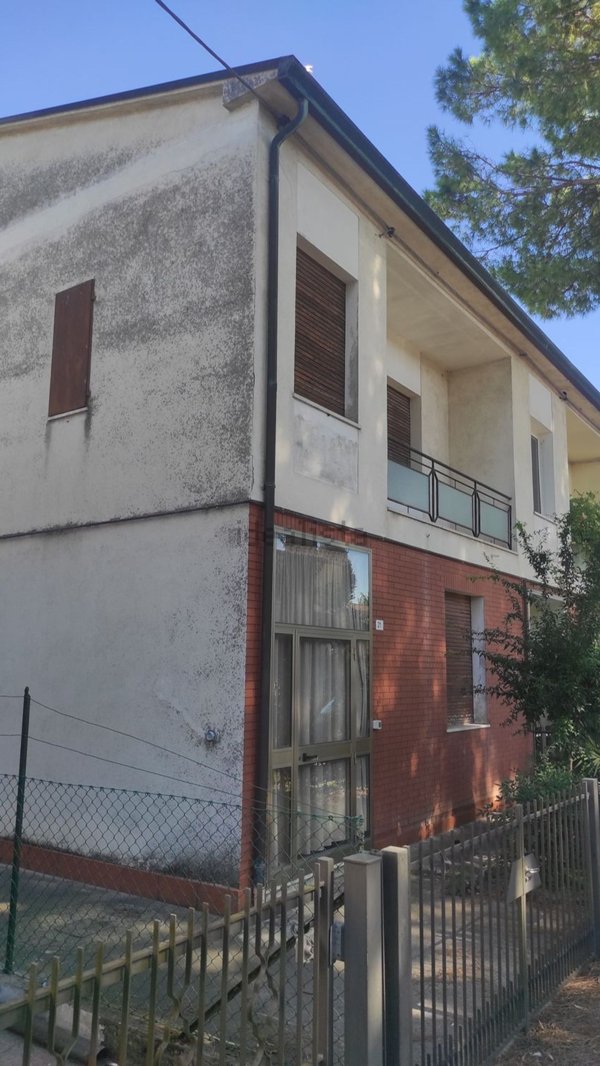 casa indipendente in vendita a Ravenna in zona Piangipane