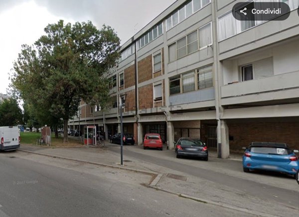 locale commerciale in vendita a Ravenna