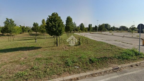 terreno edificabile in vendita a Ravenna