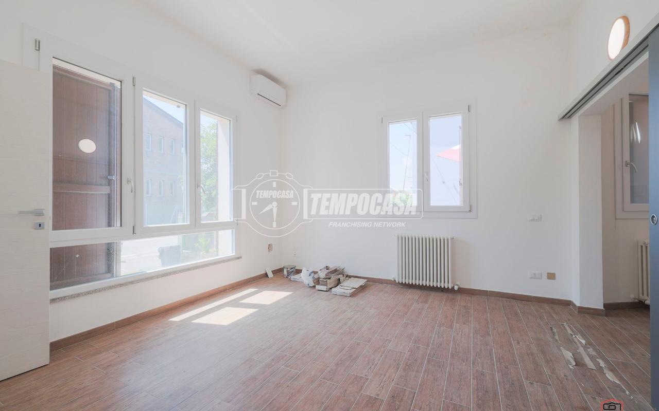 appartamento in vendita a Ravenna in zona Savarna / Conventello