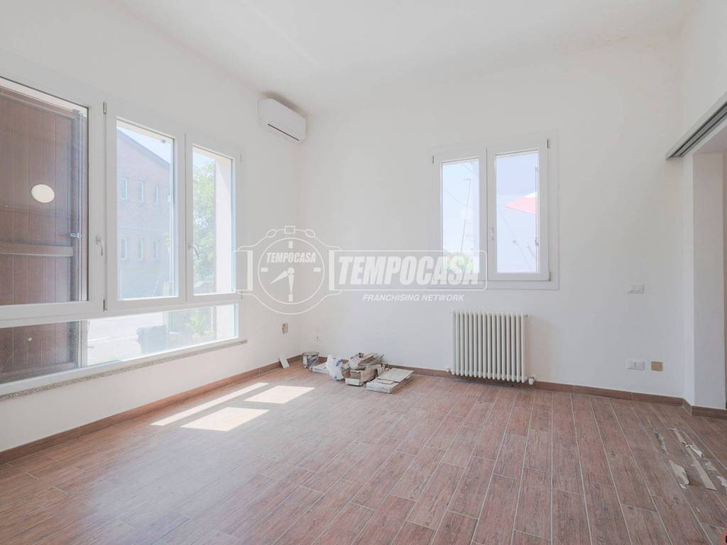 appartamento in vendita a Ravenna in zona Savarna / Conventello