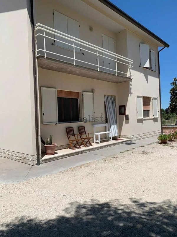 casa indipendente in vendita a Ravenna in zona San Pietro in Vincoli