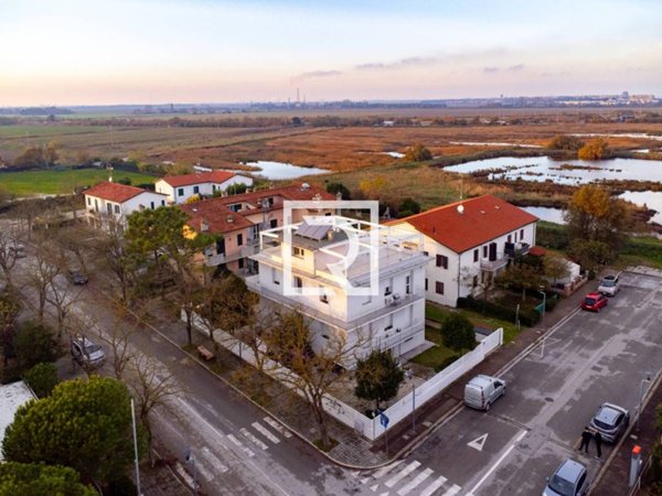 appartamento in vendita a Ravenna in zona Lido di Dante