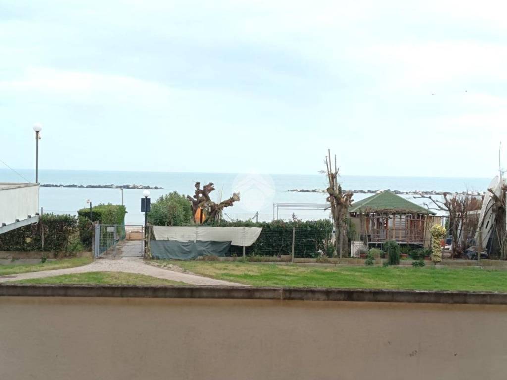 appartamento in vendita a Ravenna in zona Lido Adriano