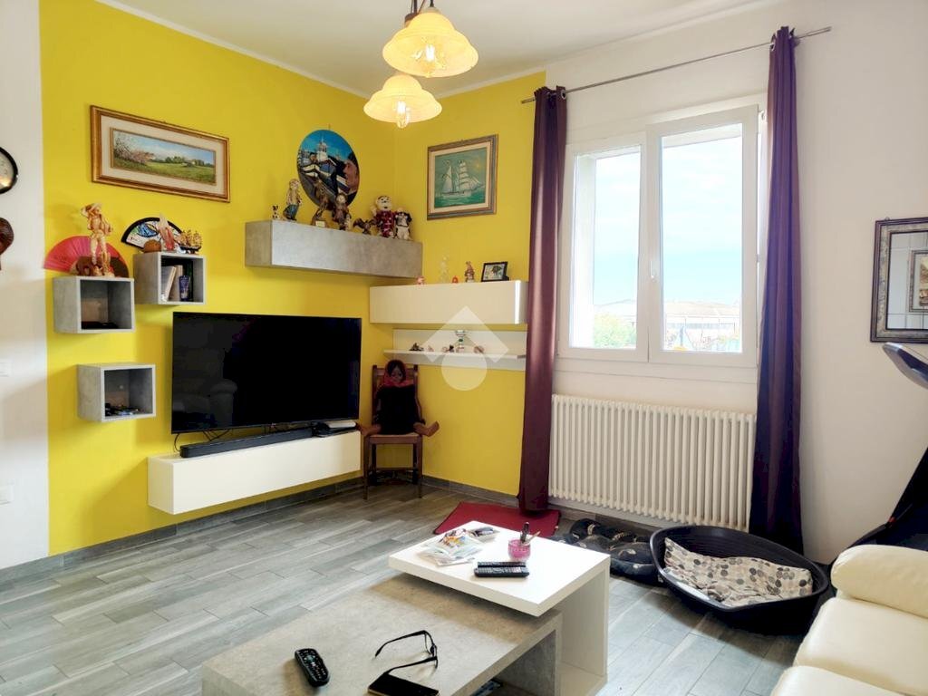 casa indipendente in vendita a Ravenna in zona Sant'Alberto