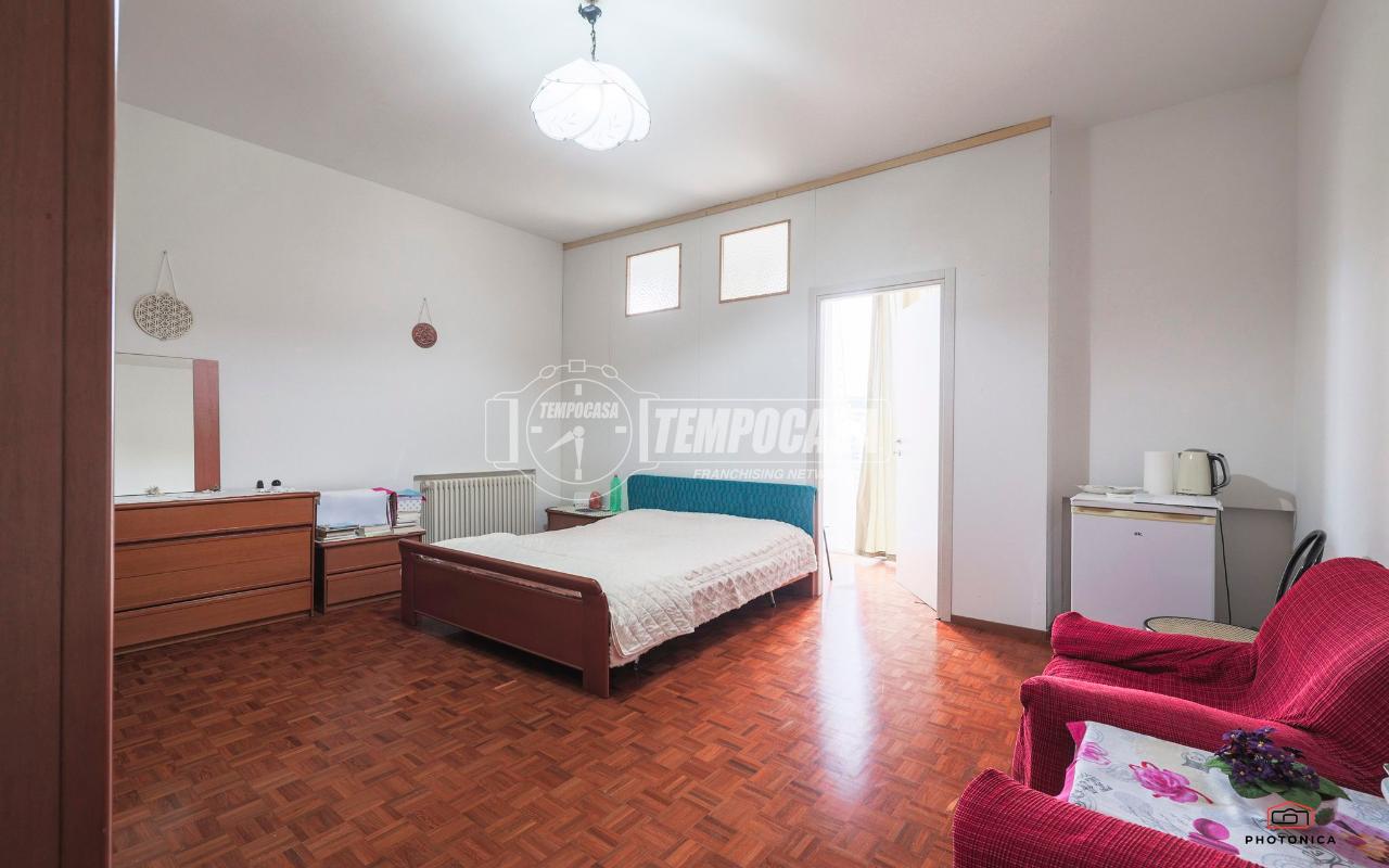 appartamento in vendita a Ravenna in zona Centro Storico