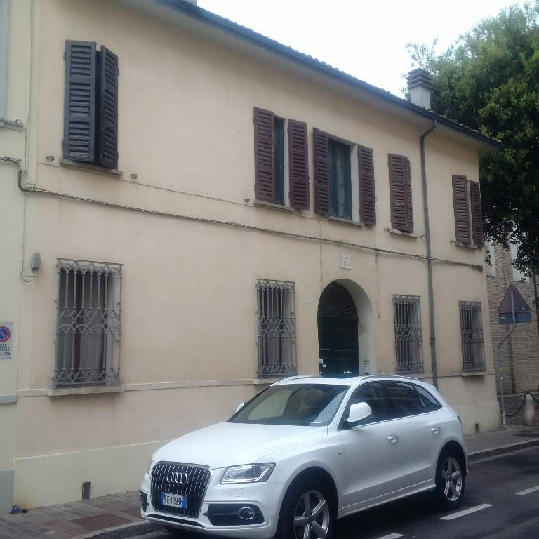 casa indipendente in vendita a Ravenna in zona Centro Storico