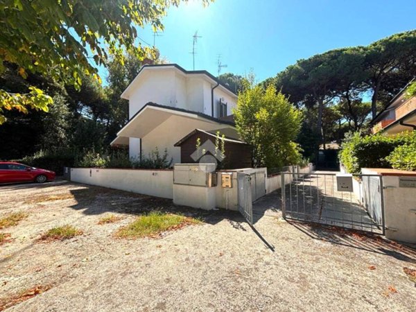 appartamento in vendita a Ravenna in zona Marina Romea