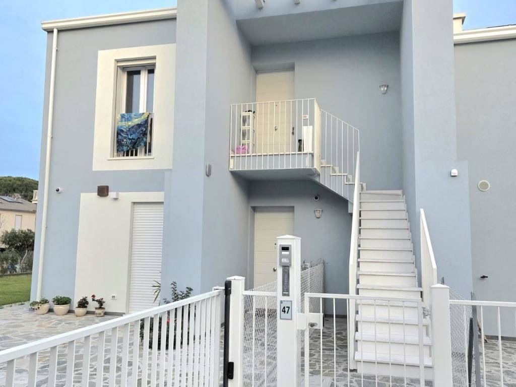 appartamento in vendita a Ravenna in zona Punta Marina Terme