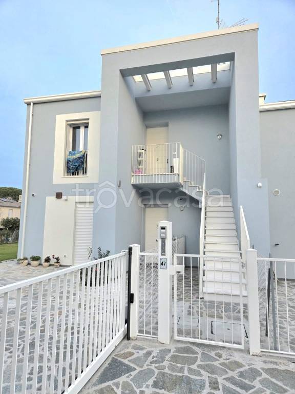 appartamento in vendita a Ravenna in zona Punta Marina Terme