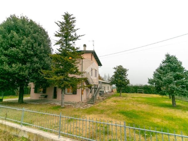 casa indipendente in vendita a Ravenna in zona Roncalceci