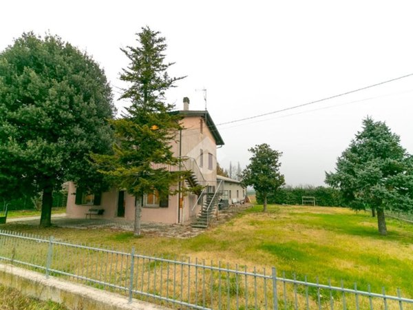 casa indipendente in vendita a Ravenna in zona Roncalceci