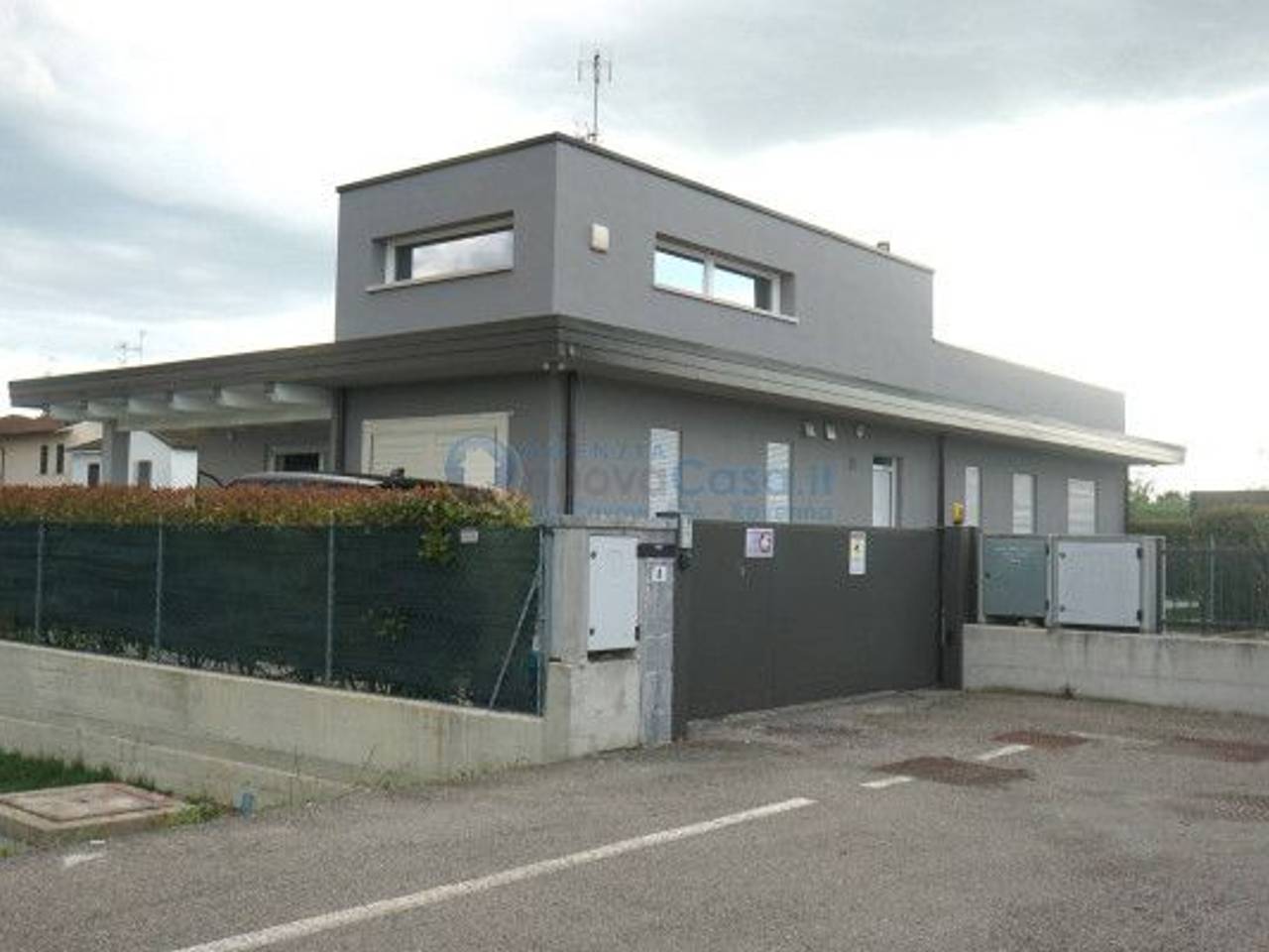 casa indipendente in vendita a Ravenna in zona Ponte Nuovo