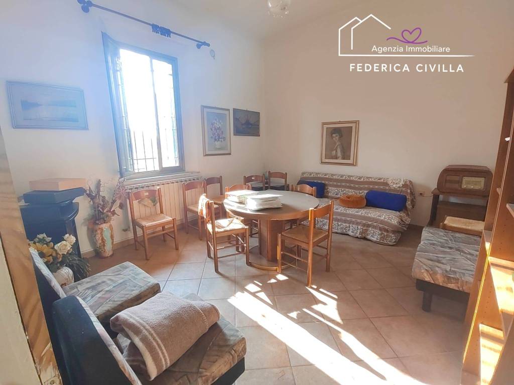 casa indipendente in vendita a Ravenna