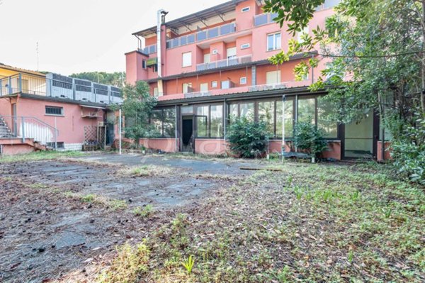 negozio in vendita a Ravenna in zona Punta Marina Terme