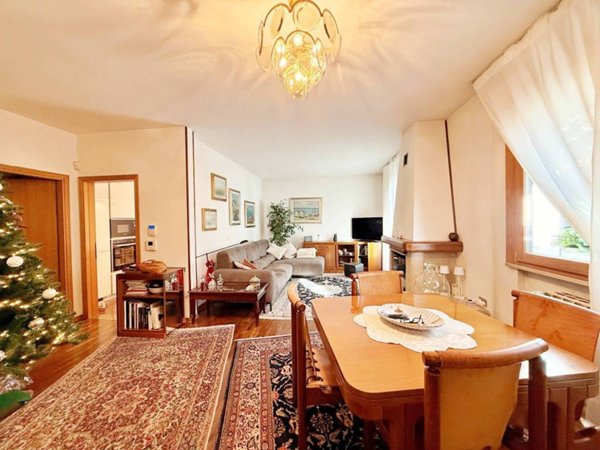 casa indipendente in vendita a Ravenna in zona Centro Storico