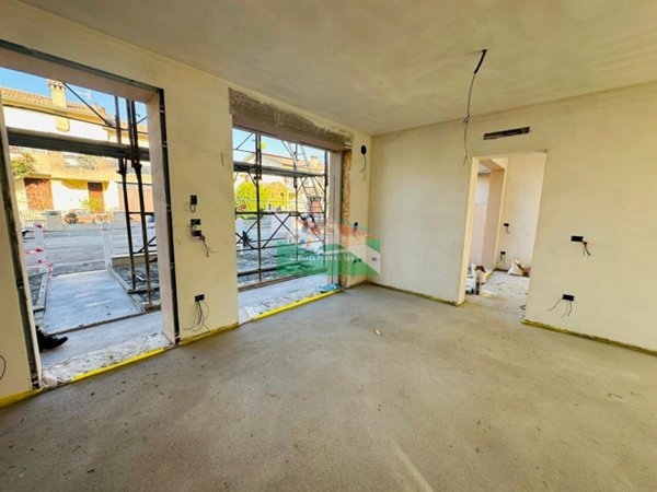 casa indipendente in vendita a Ravenna in zona Classe