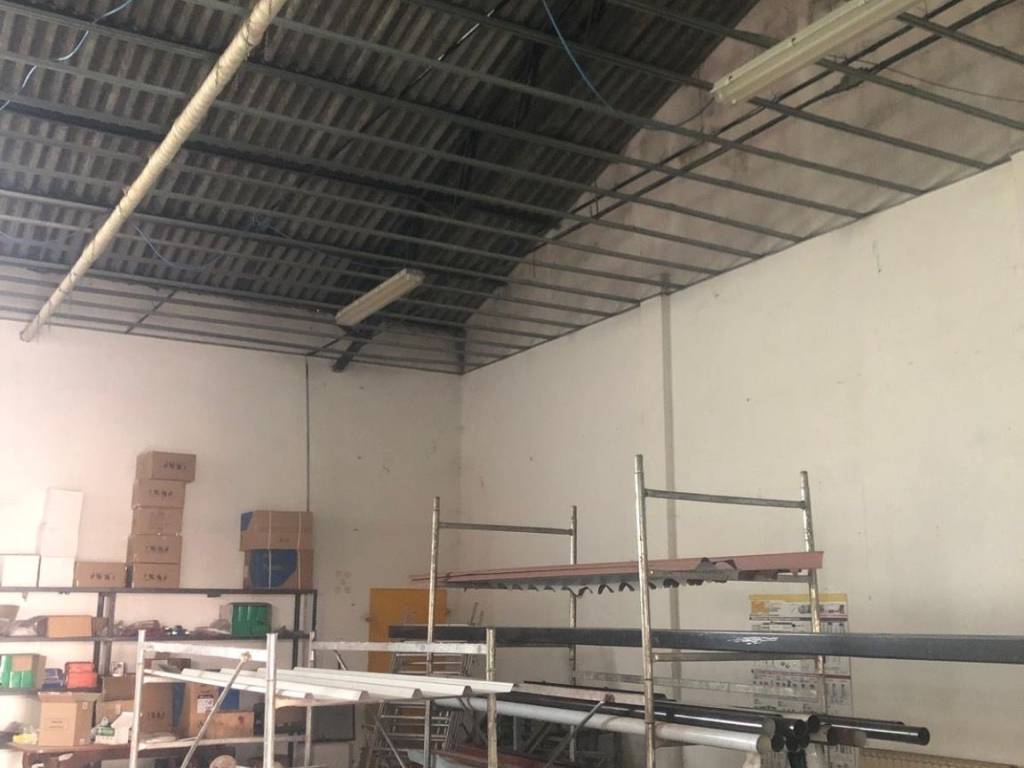 locale commerciale in vendita a Ravenna in zona Punta Marina Terme