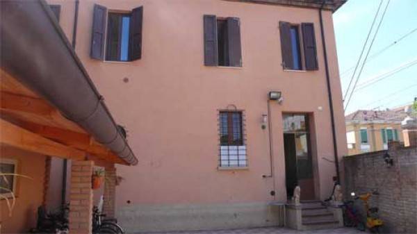 casa indipendente in vendita a Ravenna in zona Centro Storico