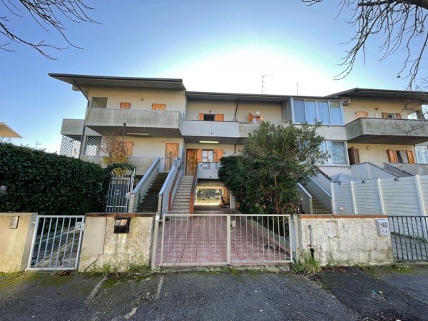 casa indipendente in vendita a Ravenna in zona Lido Adriano