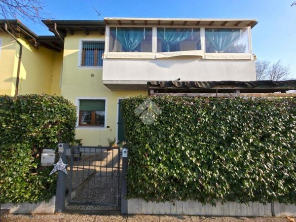 appartamento in vendita a Ravenna in zona Camerlona