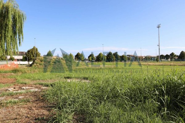 terreno edificabile in vendita a Ravenna in zona San Pietro in Campiano