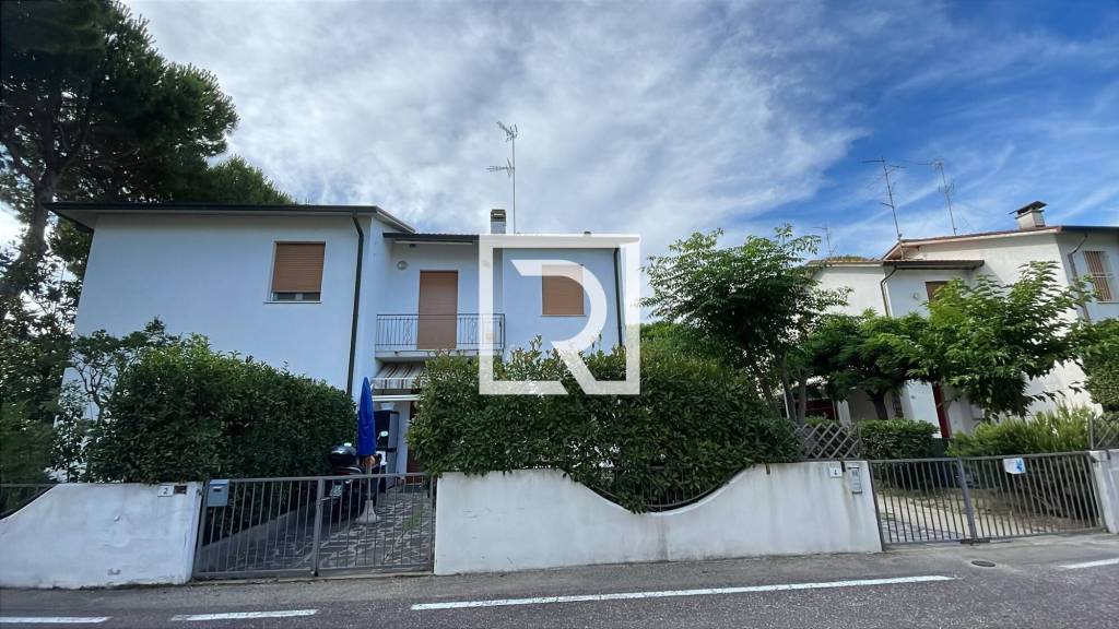 appartamento in vendita a Ravenna in zona Punta Marina Terme