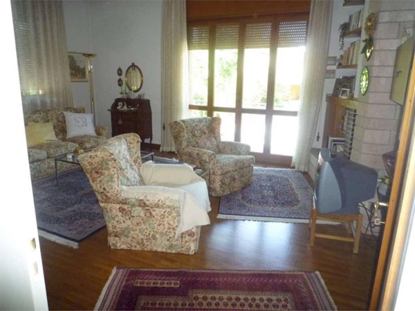 casa indipendente in vendita a Ravenna