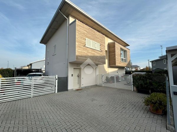 appartamento in vendita a Ravenna in zona Ponte Nuovo