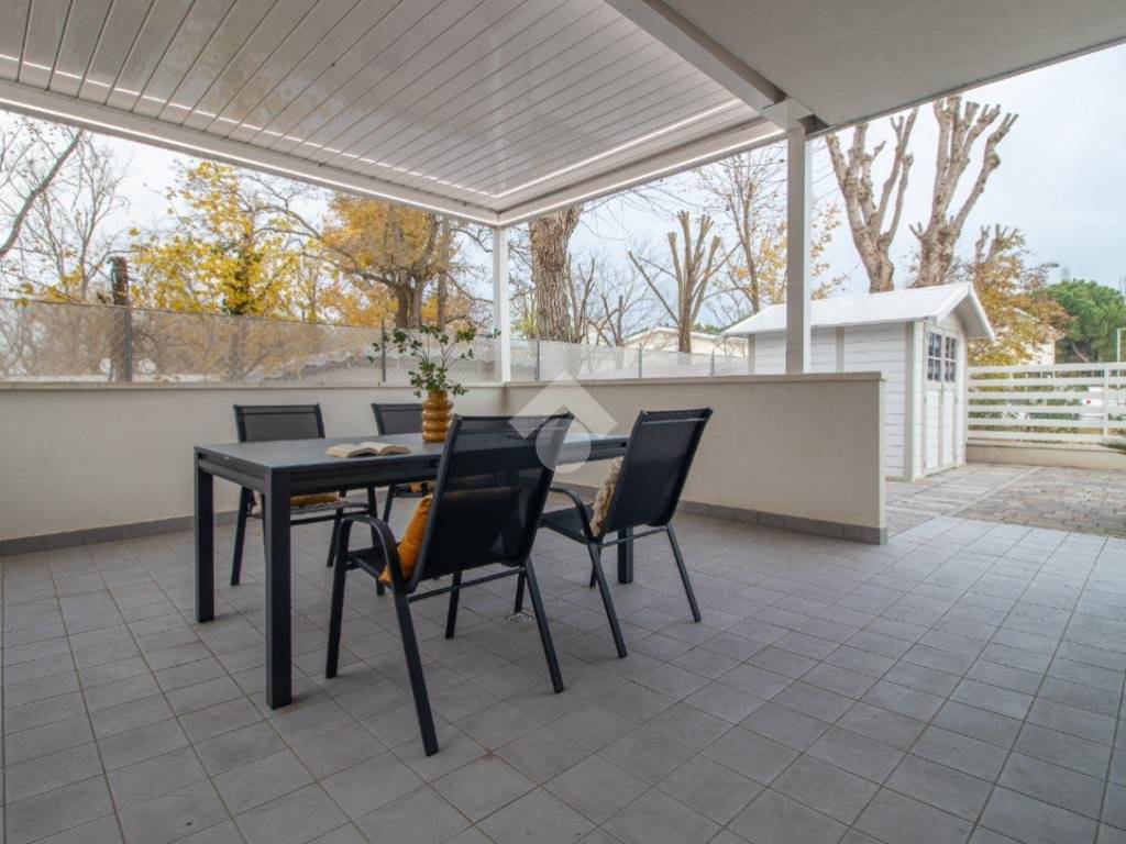 appartamento in vendita a Ravenna in zona Classe