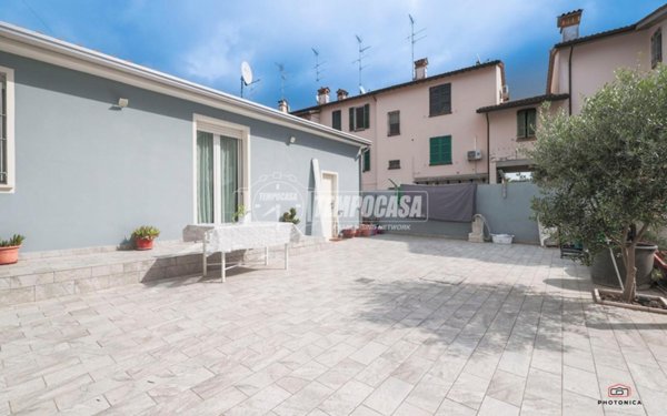 casa indipendente in vendita a Ravenna in zona Centro Storico