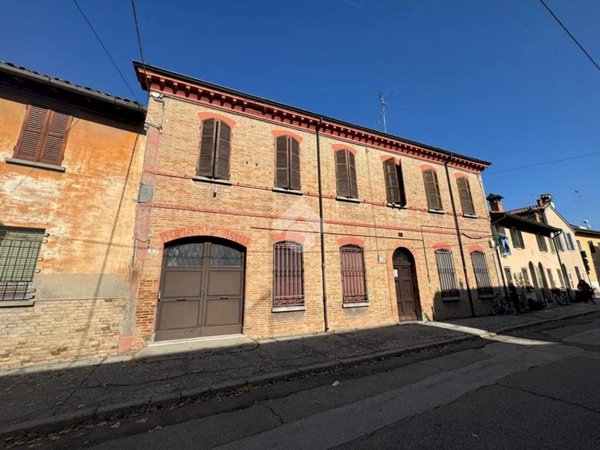 casa semindipendente in vendita a Ravenna in zona Centro Storico