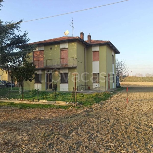 casa indipendente in vendita a Ravenna in zona Madonna dell'Albero
