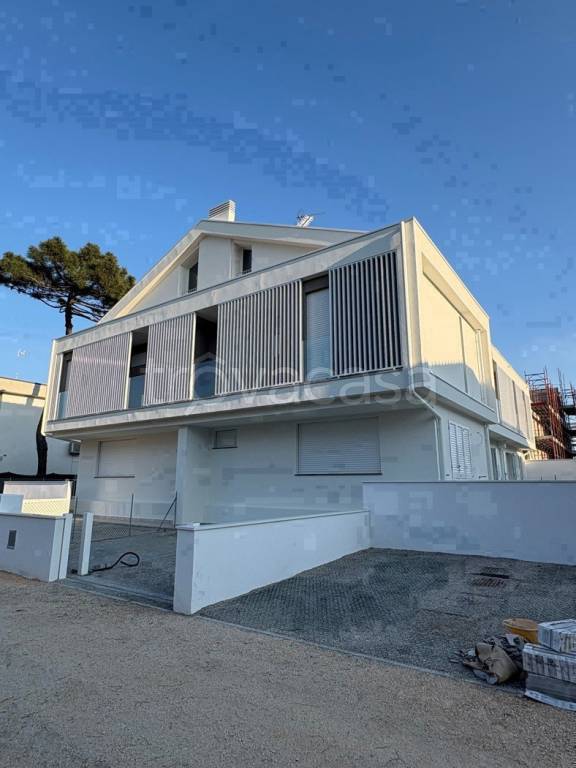 casa indipendente in vendita a Ravenna in zona Lido di Classe
