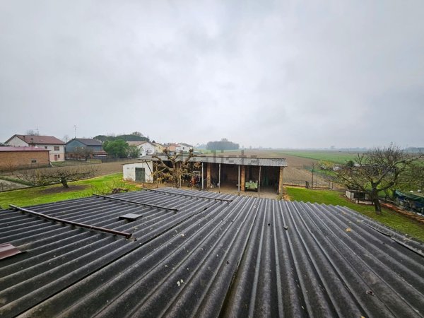 ufficio in vendita a Ravenna in zona Borgo Montone