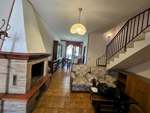 casa indipendente in vendita a Ravenna in zona Ponte Nuovo