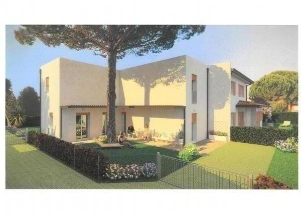 ufficio in vendita a Ravenna in zona Lido Adriano