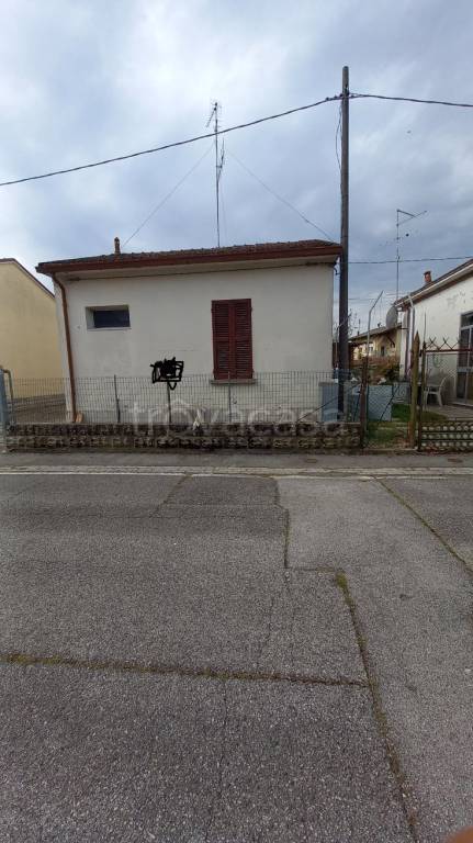 casa indipendente in vendita a Ravenna in zona Centro Storico