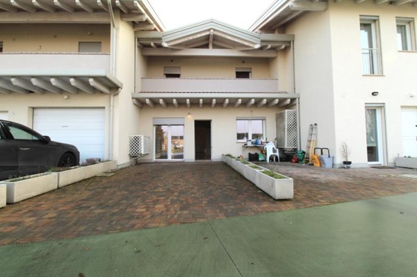 casa indipendente in vendita a Ravenna in zona San Pietro in Vincoli