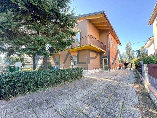 casa indipendente in vendita a Ravenna in zona Classe