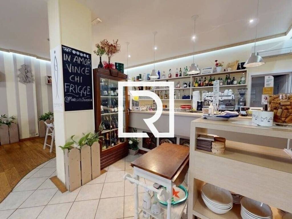 negozio in vendita a Ravenna in zona Lido di Savio