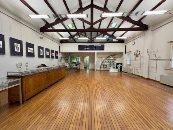 negozio in vendita a Ravenna in zona Centro Storico