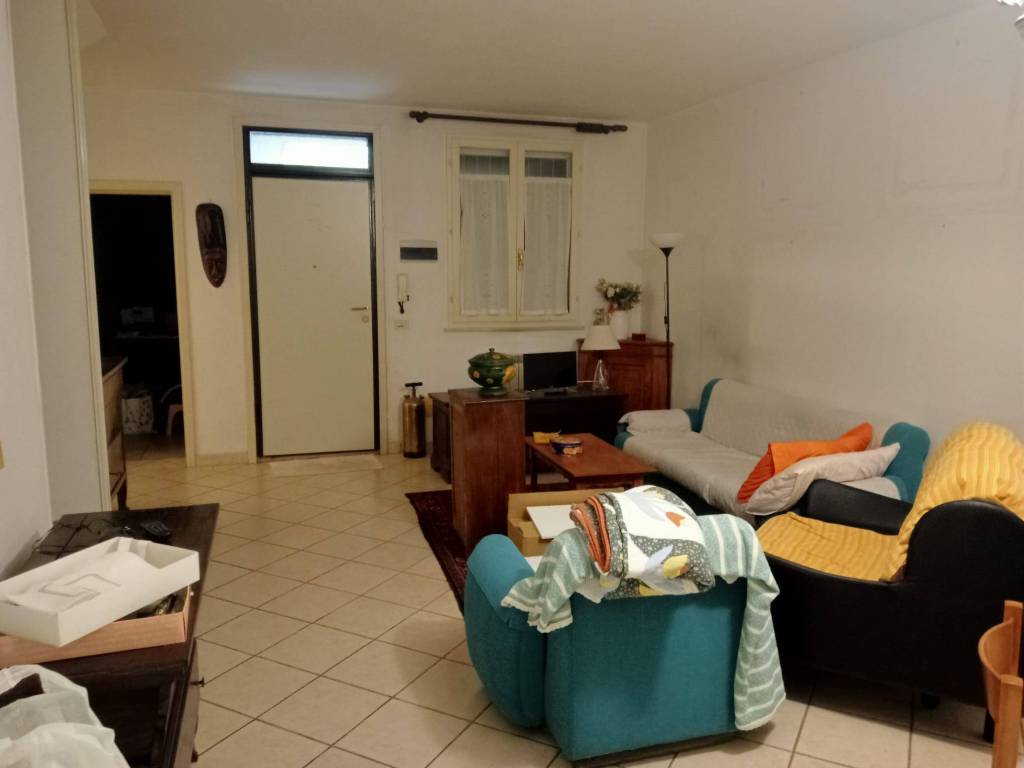 casa indipendente in vendita a Ravenna in zona Borgo Montone