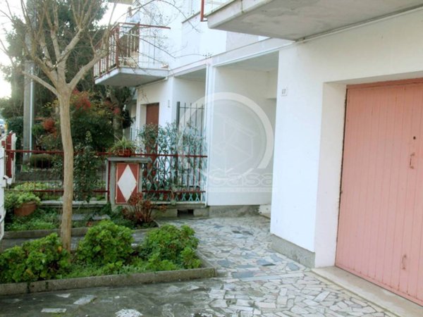 casa indipendente in vendita a Ravenna