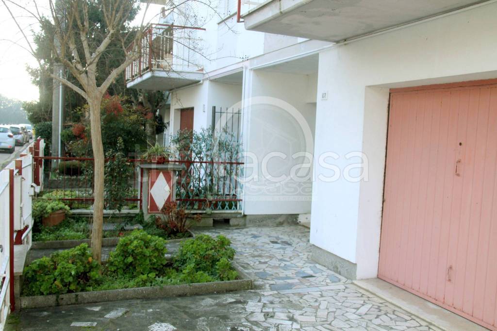 casa indipendente in vendita a Ravenna