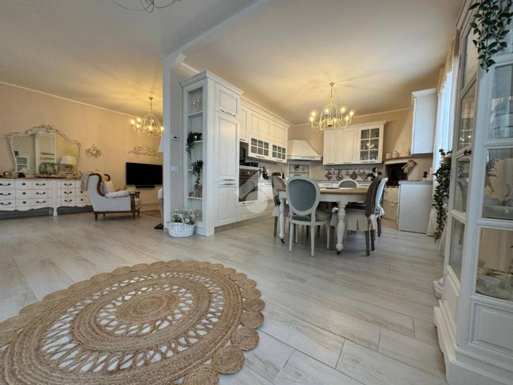 casa indipendente in vendita a Ravenna in zona Lido Adriano