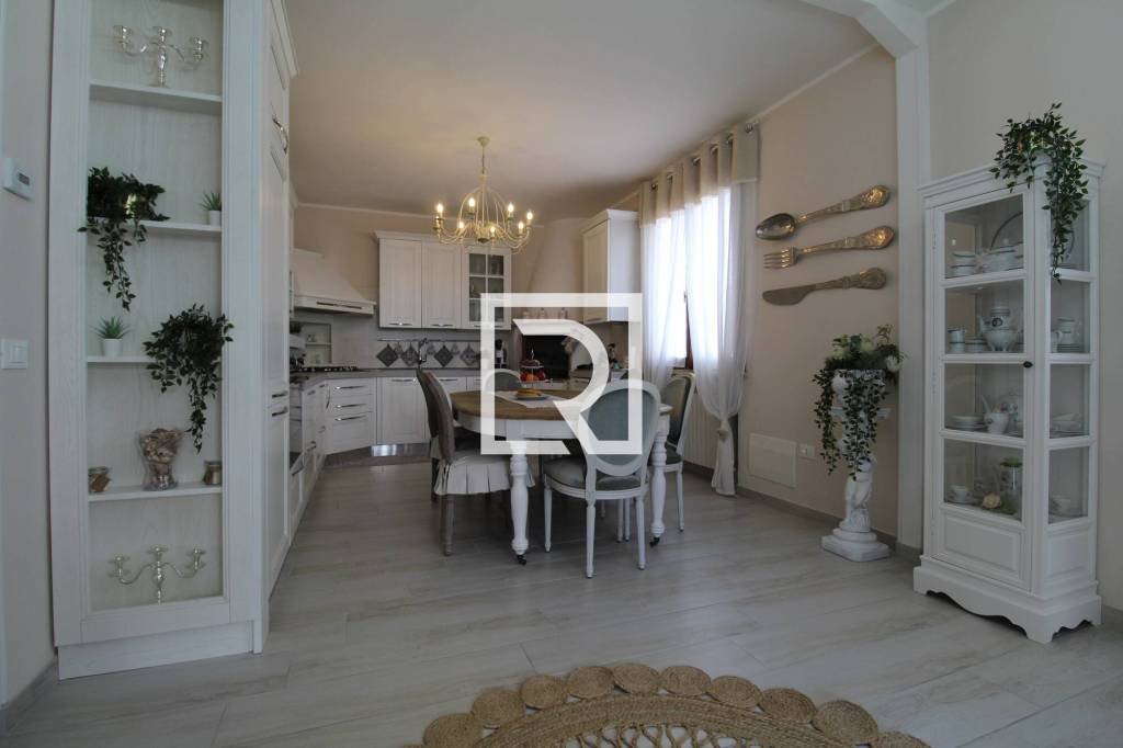 casa indipendente in vendita a Ravenna in zona Lido Adriano